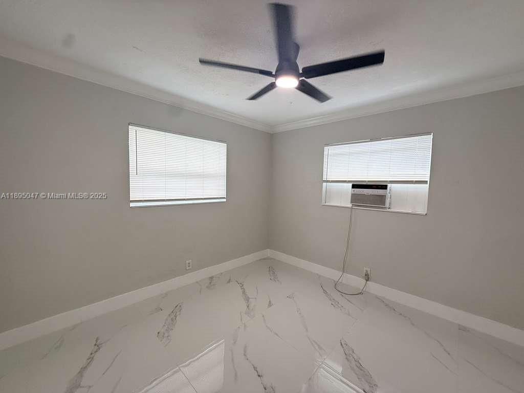 3128 SW 12th Place # 4