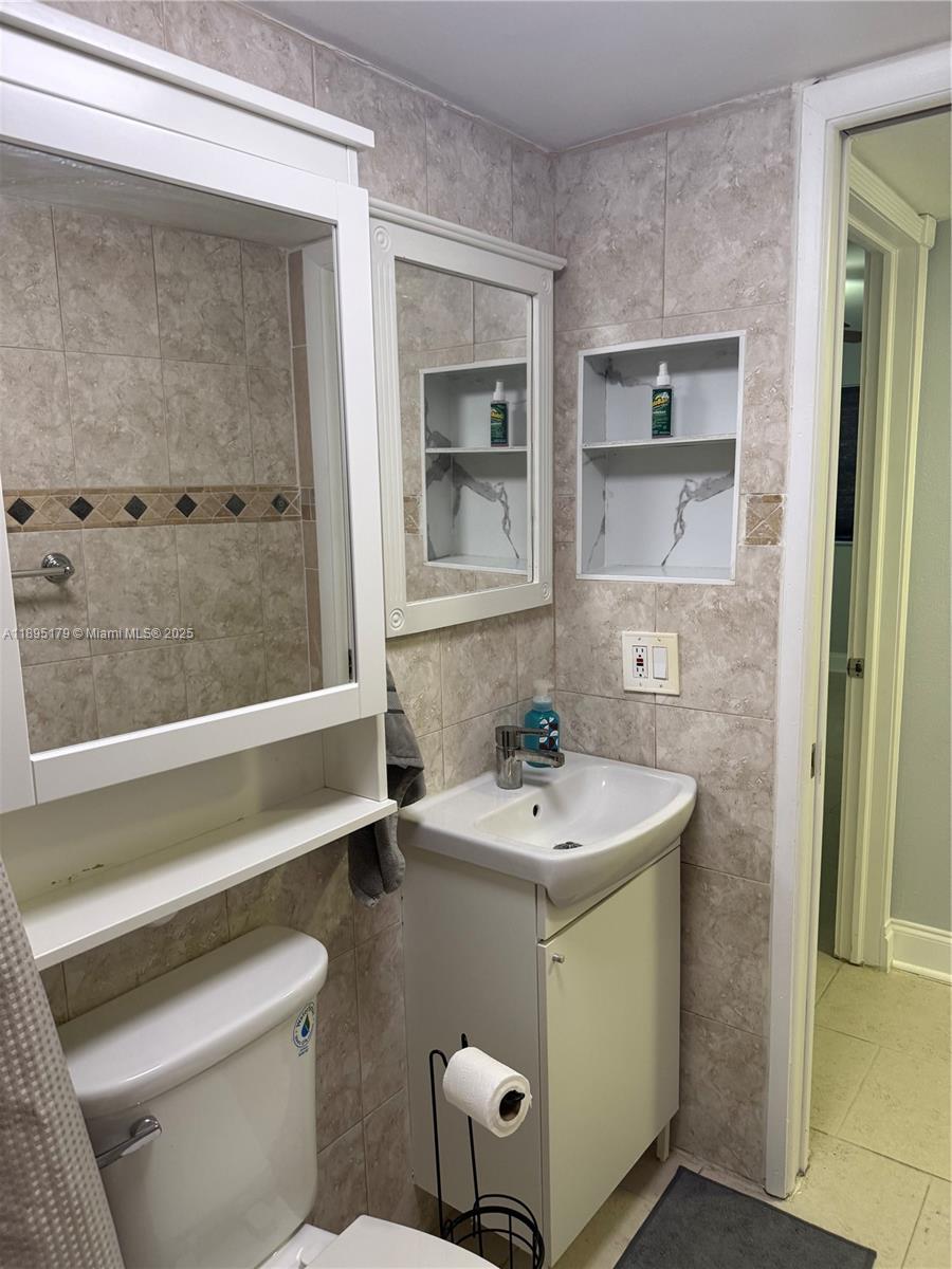 15500 SW 80th St # 106 Unit: A-106