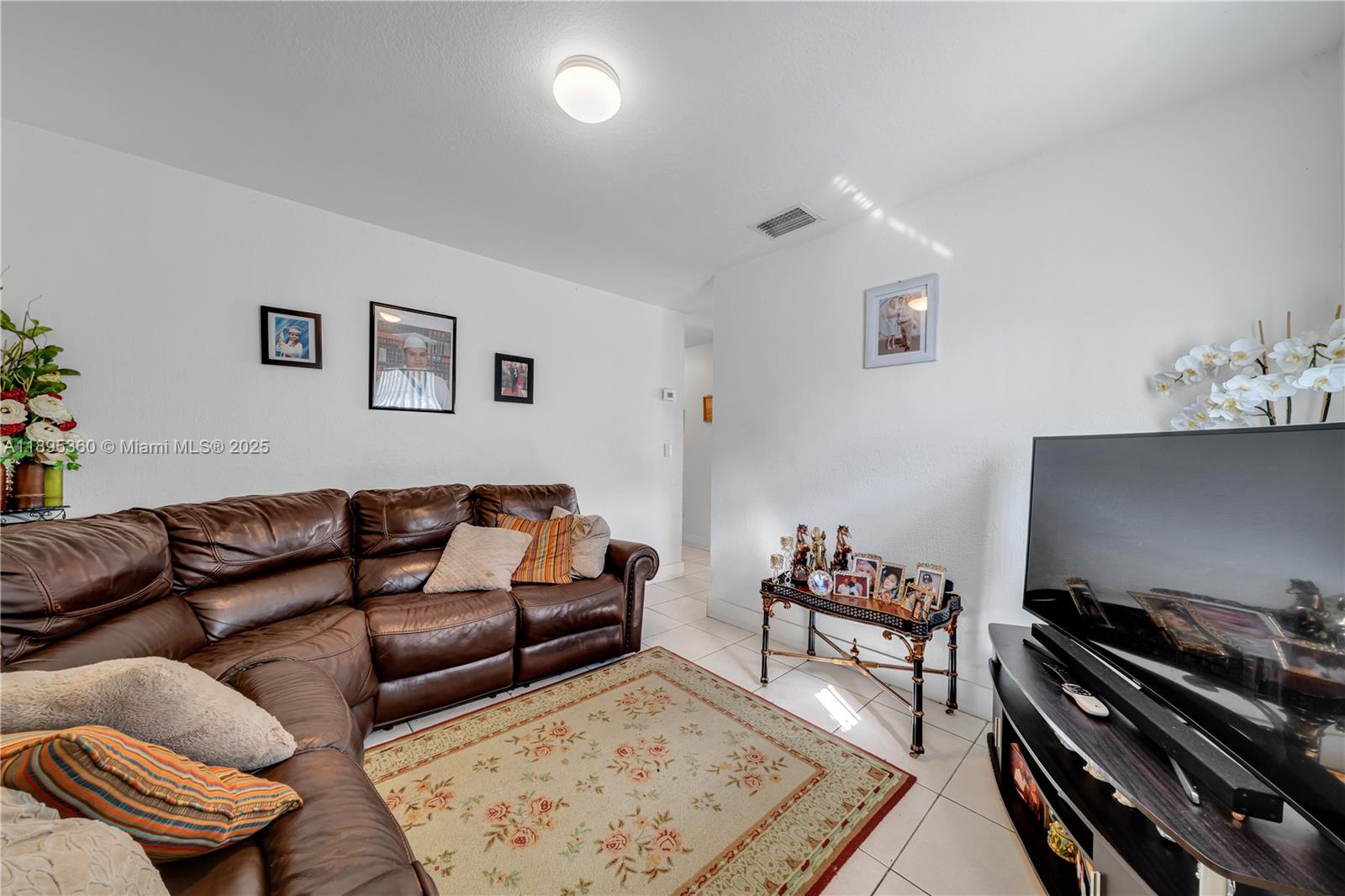 285 NW 39th St
