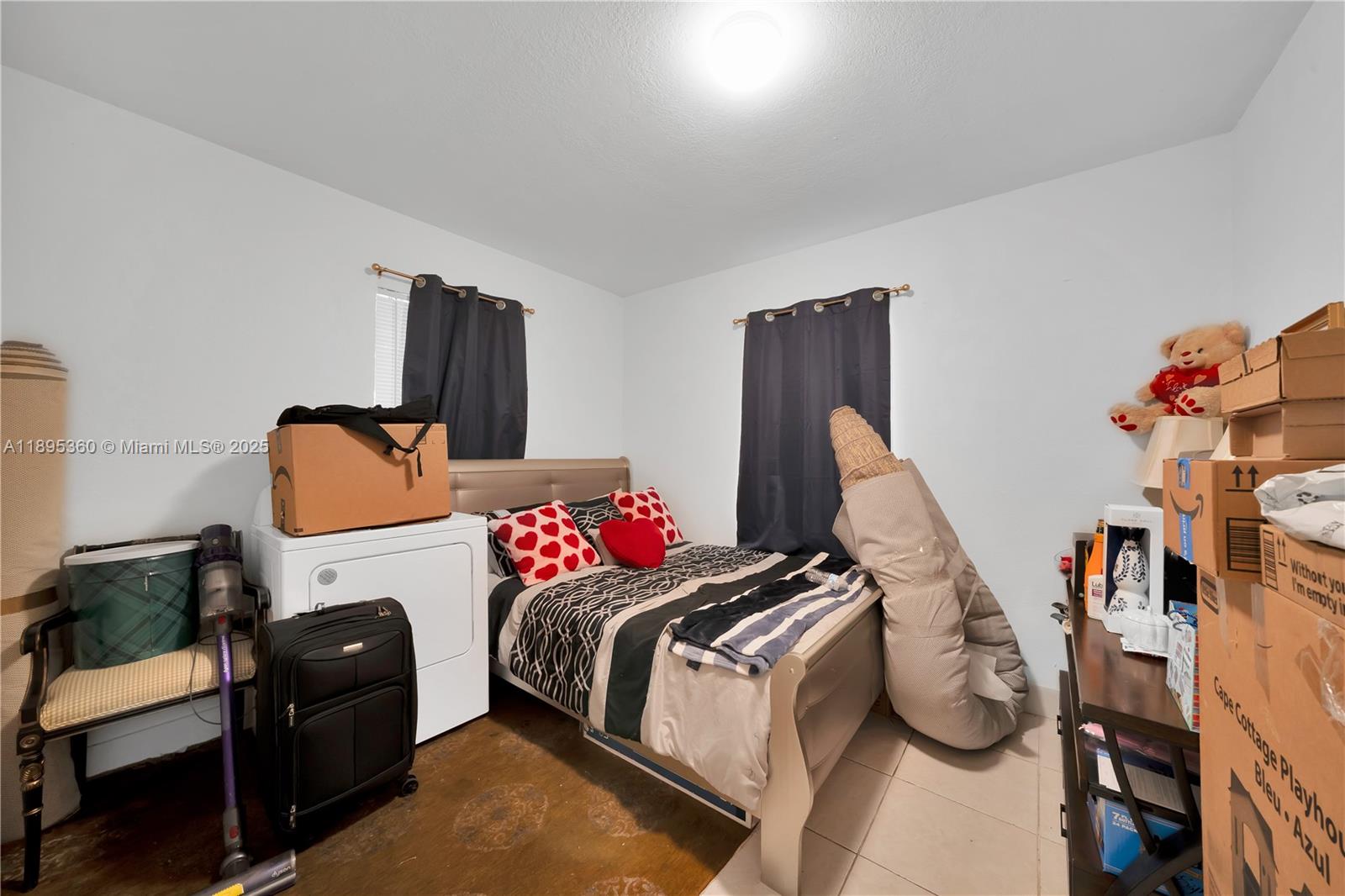 285 NW 39th St