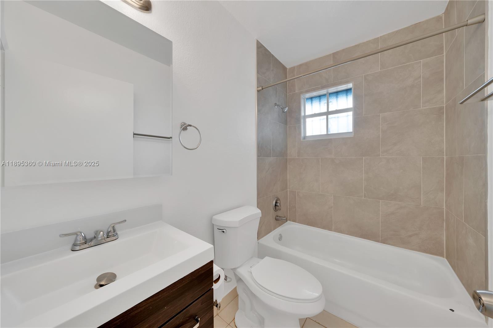 285 NW 39th St