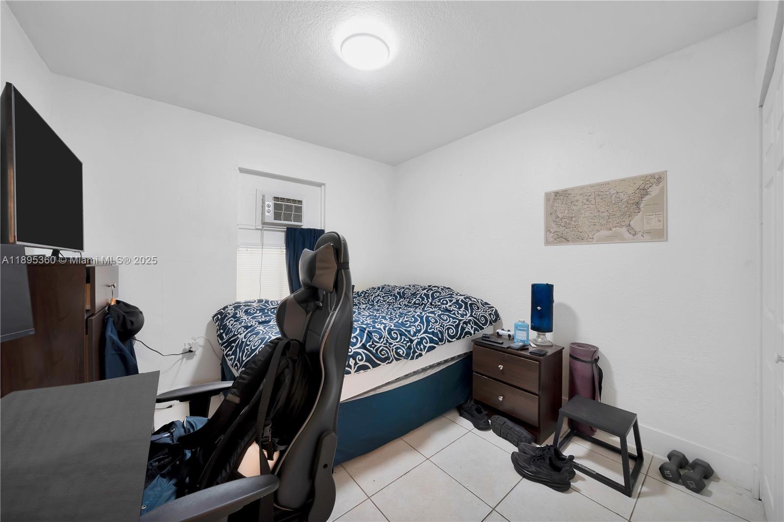 285 NW 39th St