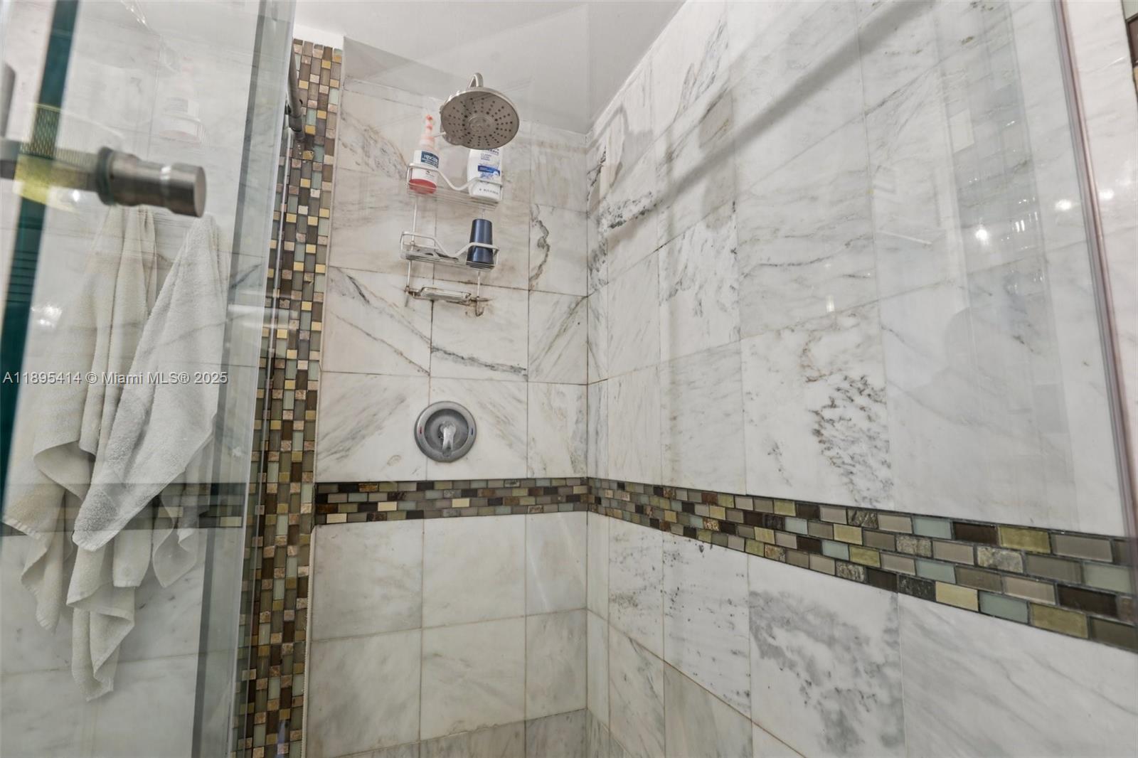 4011 N Meridian Ave # 21