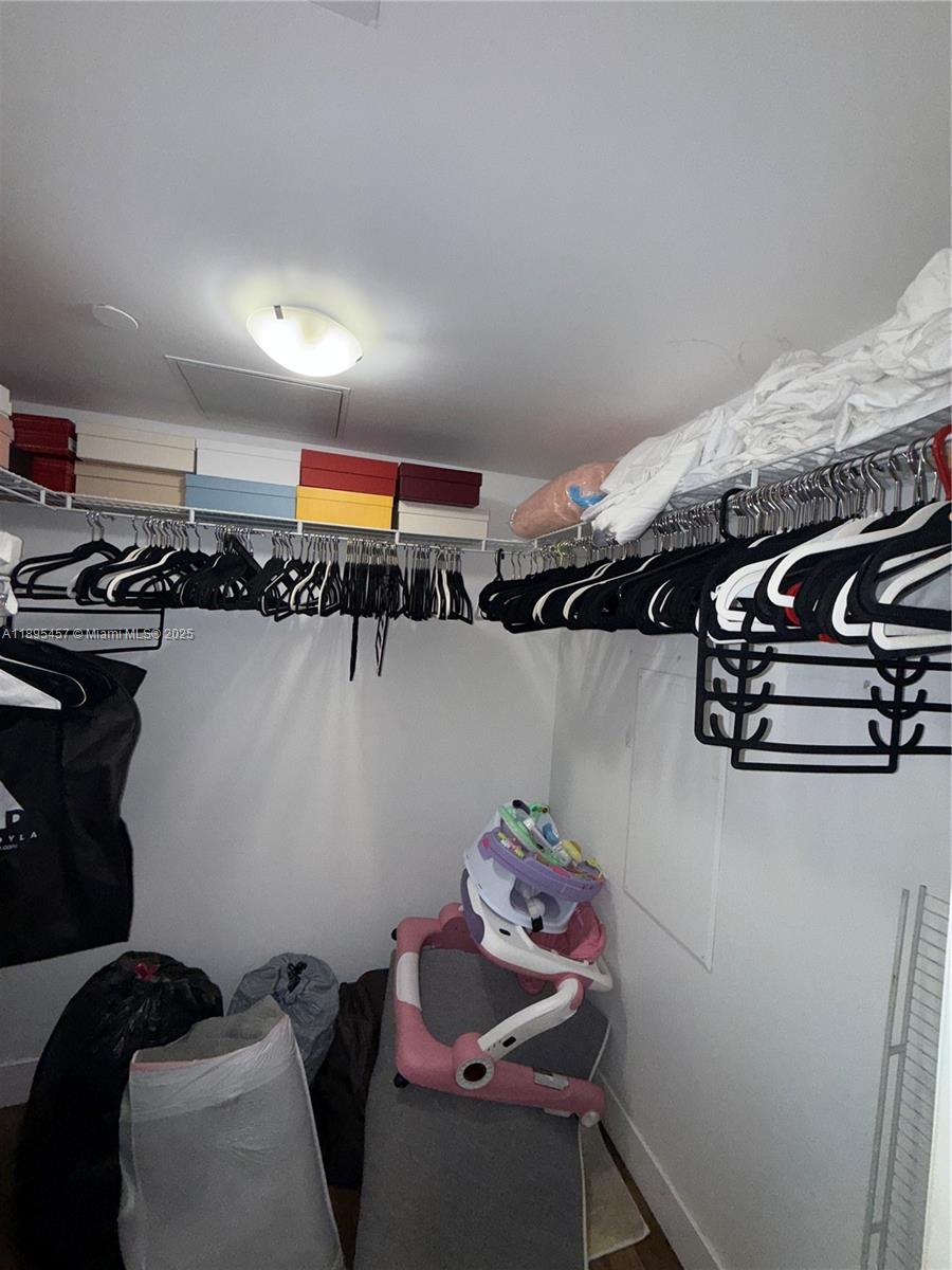 350 S Miami Ave Unit: 1803