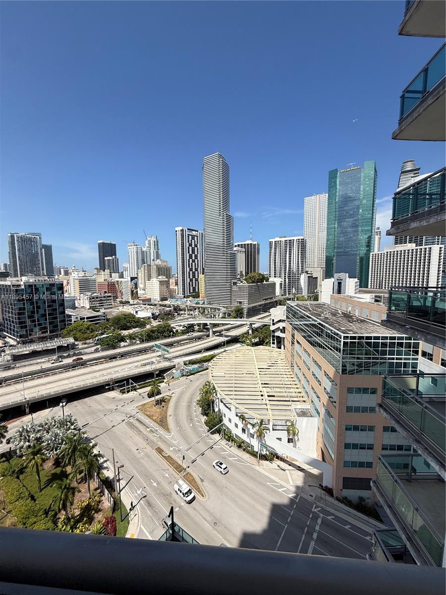350 S Miami Ave Unit: 1803