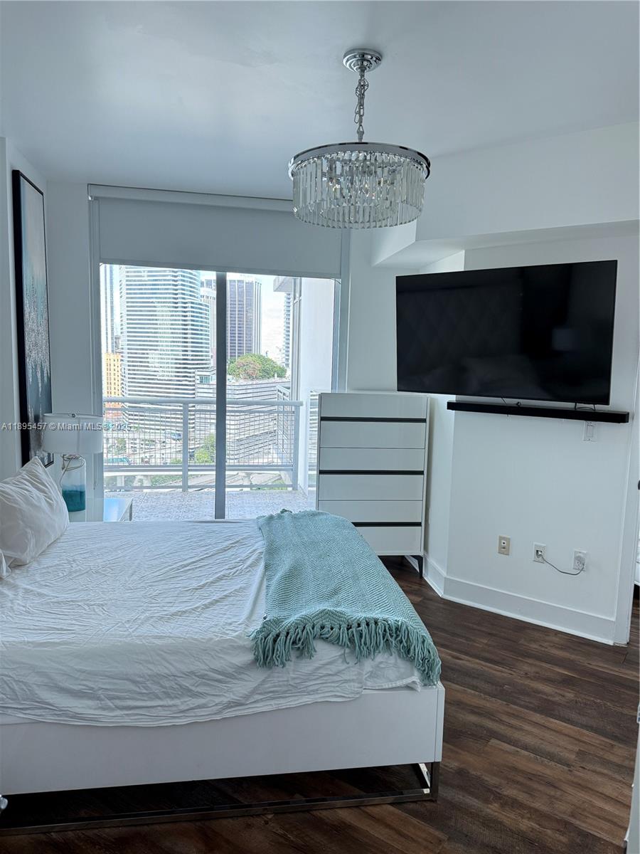 350 S Miami Ave Unit: 1803