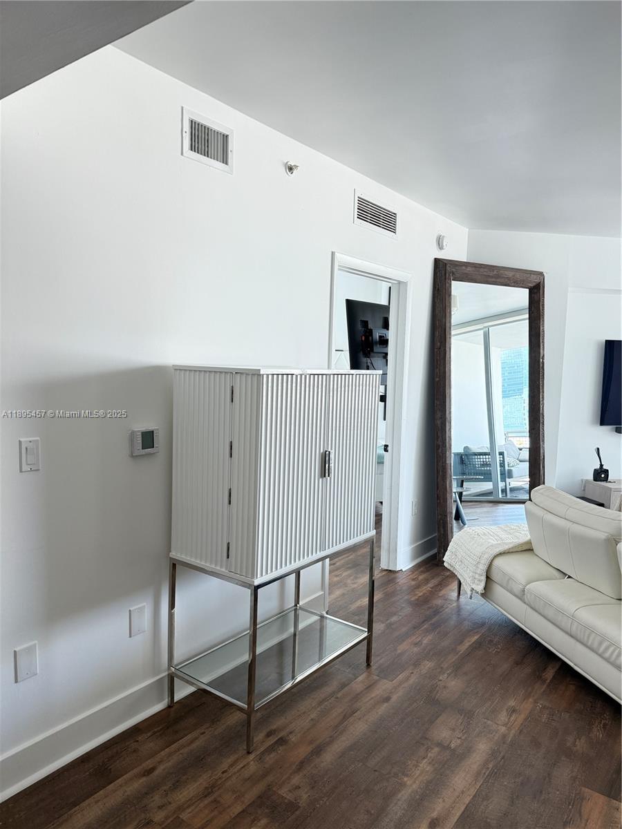 350 S Miami Ave Unit: 1803