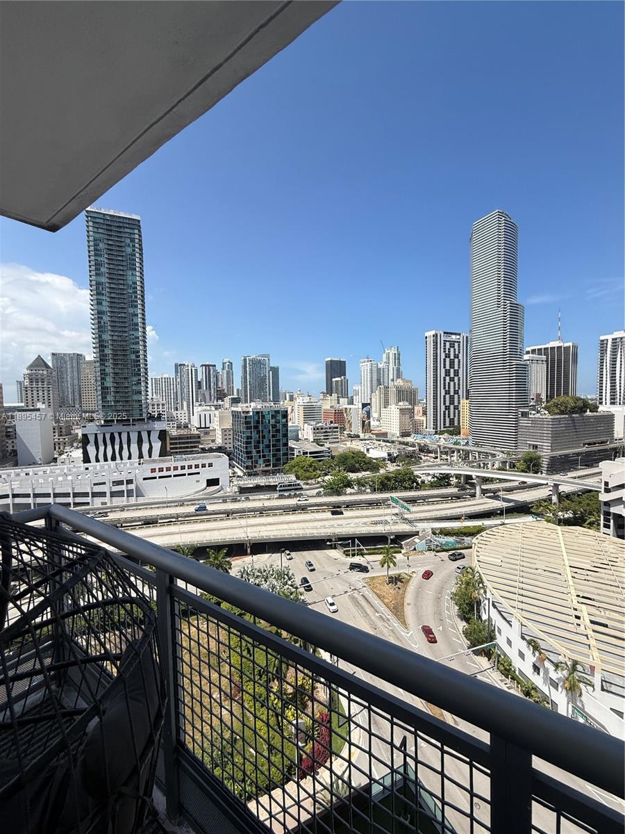 350 S Miami Ave Unit: 1803