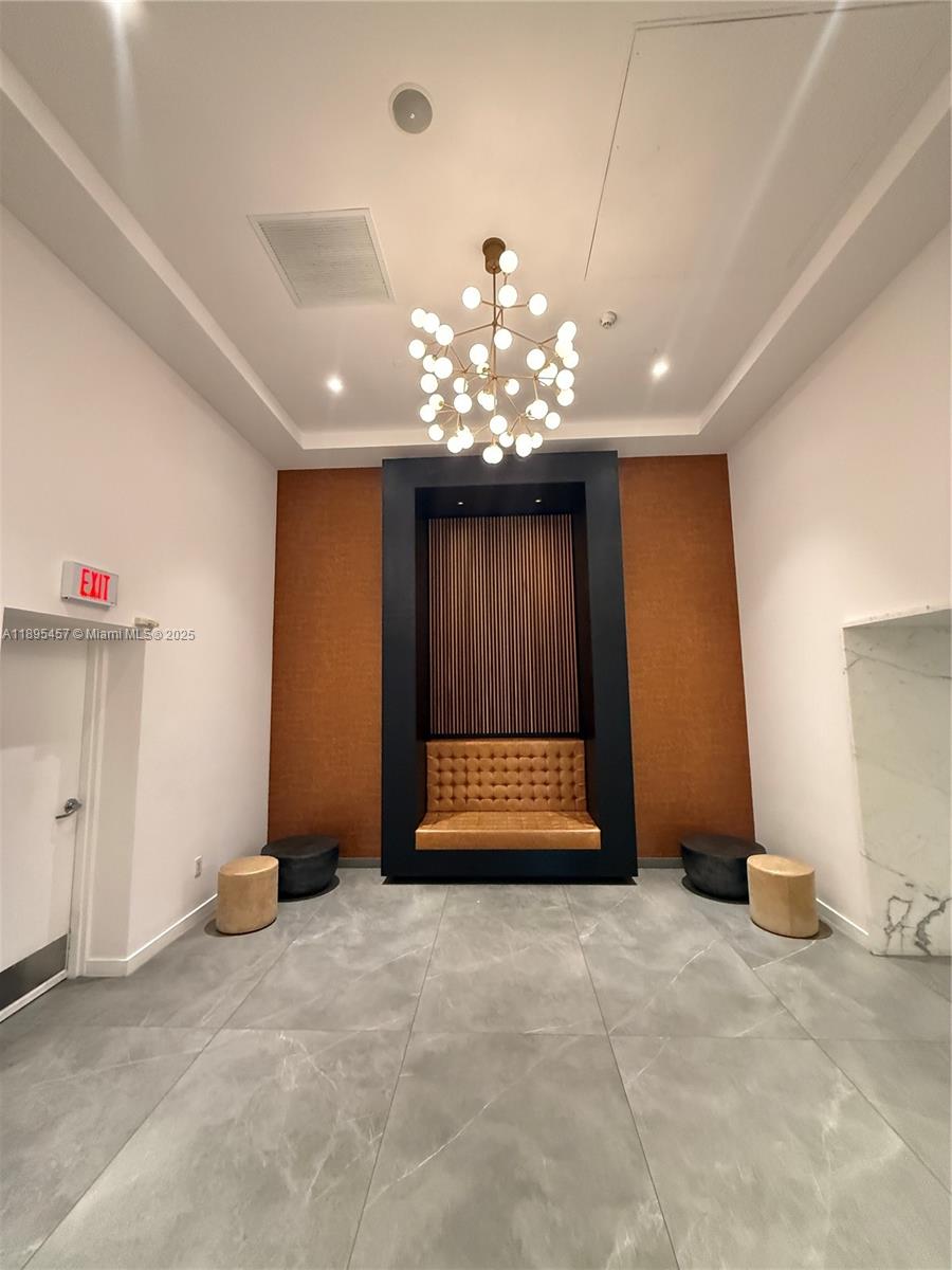 350 S Miami Ave Unit: 1803