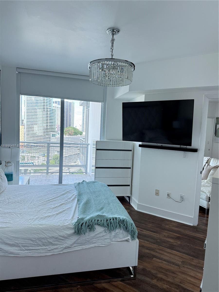 350 S Miami Ave Unit: 1803