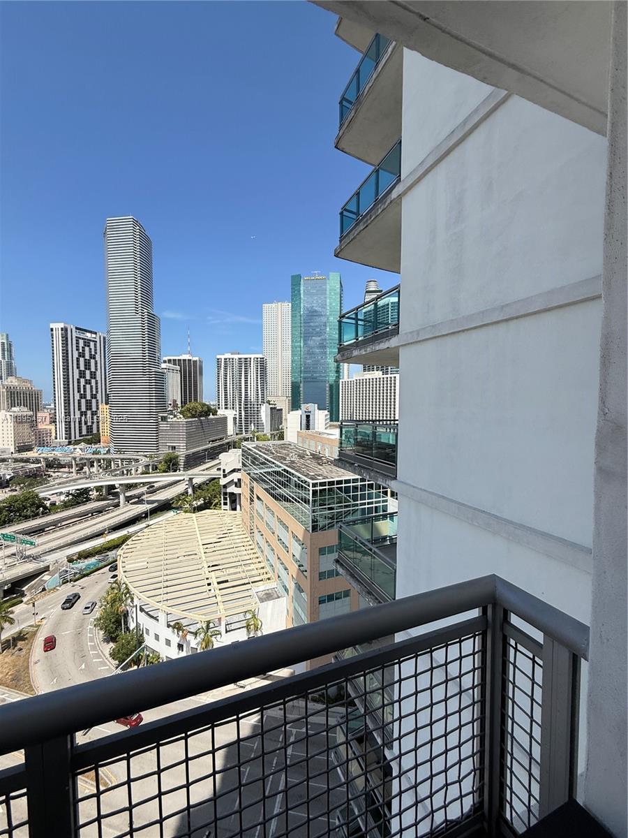 350 S Miami Ave Unit: 1803
