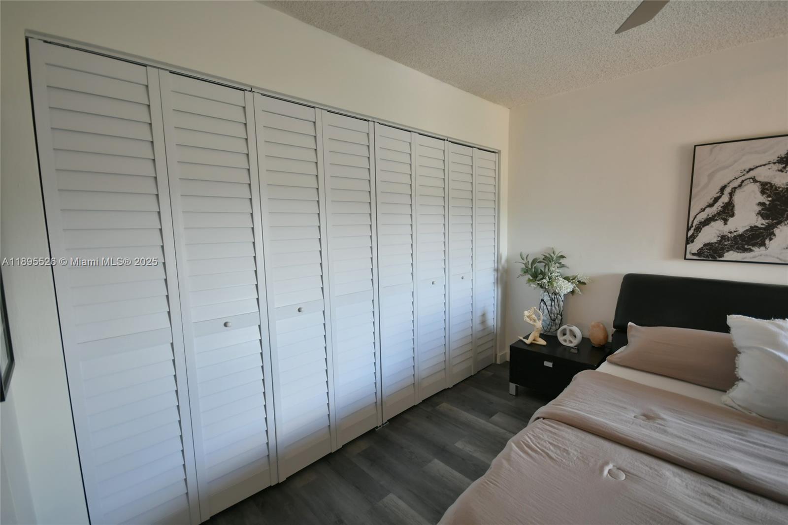 671 NE 195th St Unit: 416-E