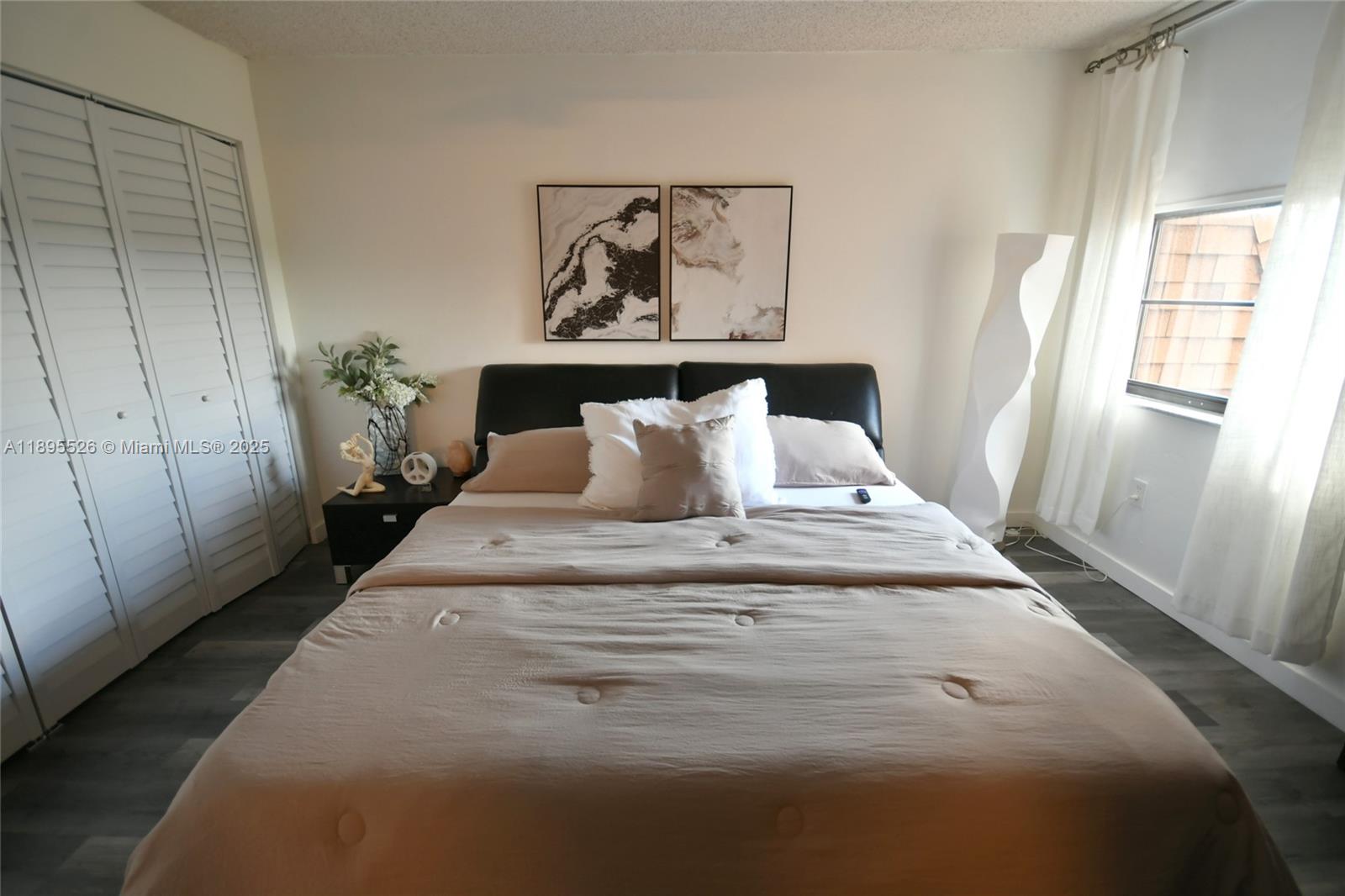 671 NE 195th St Unit: 416-E