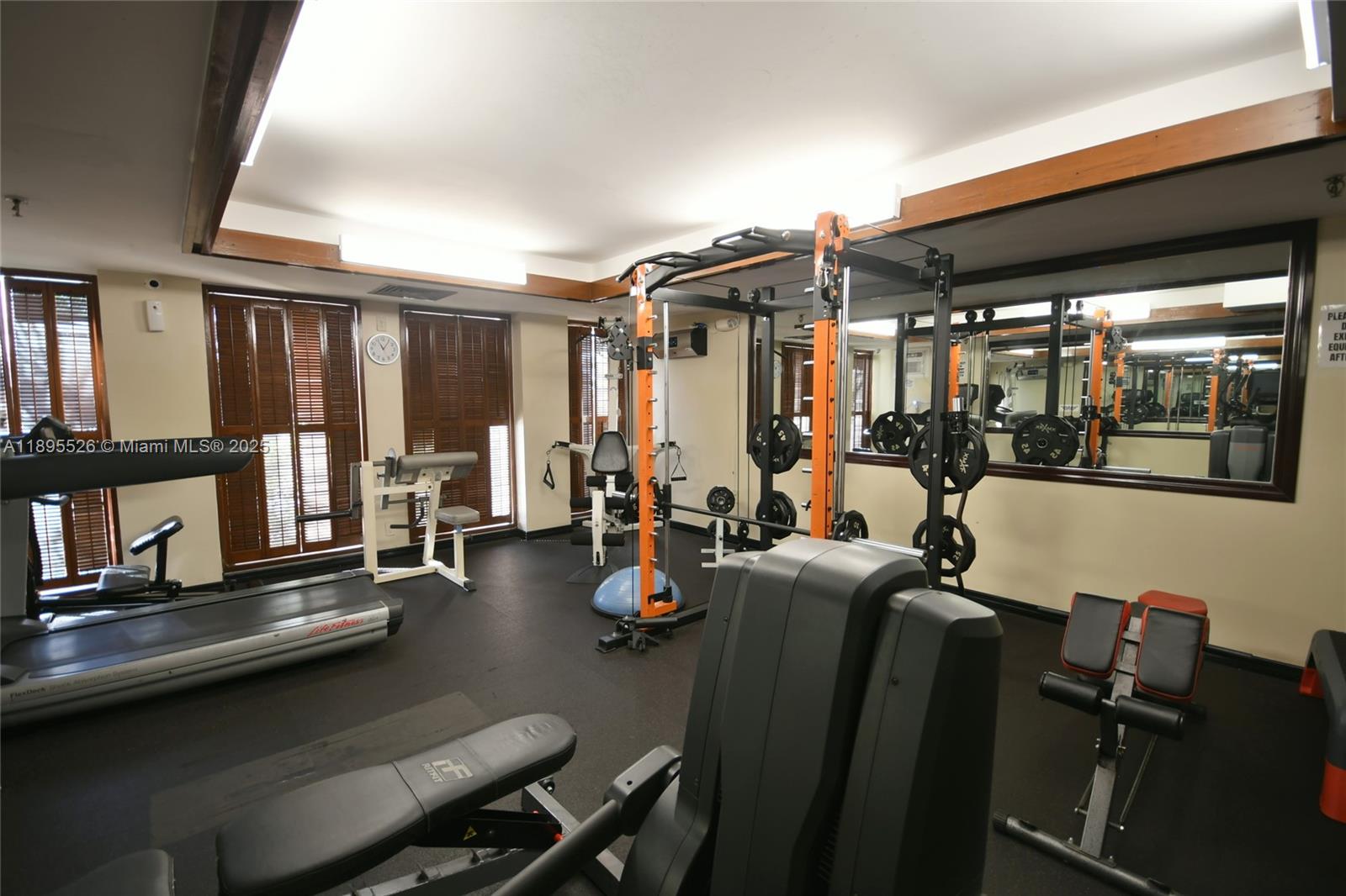 671 NE 195th St Unit: 416-E