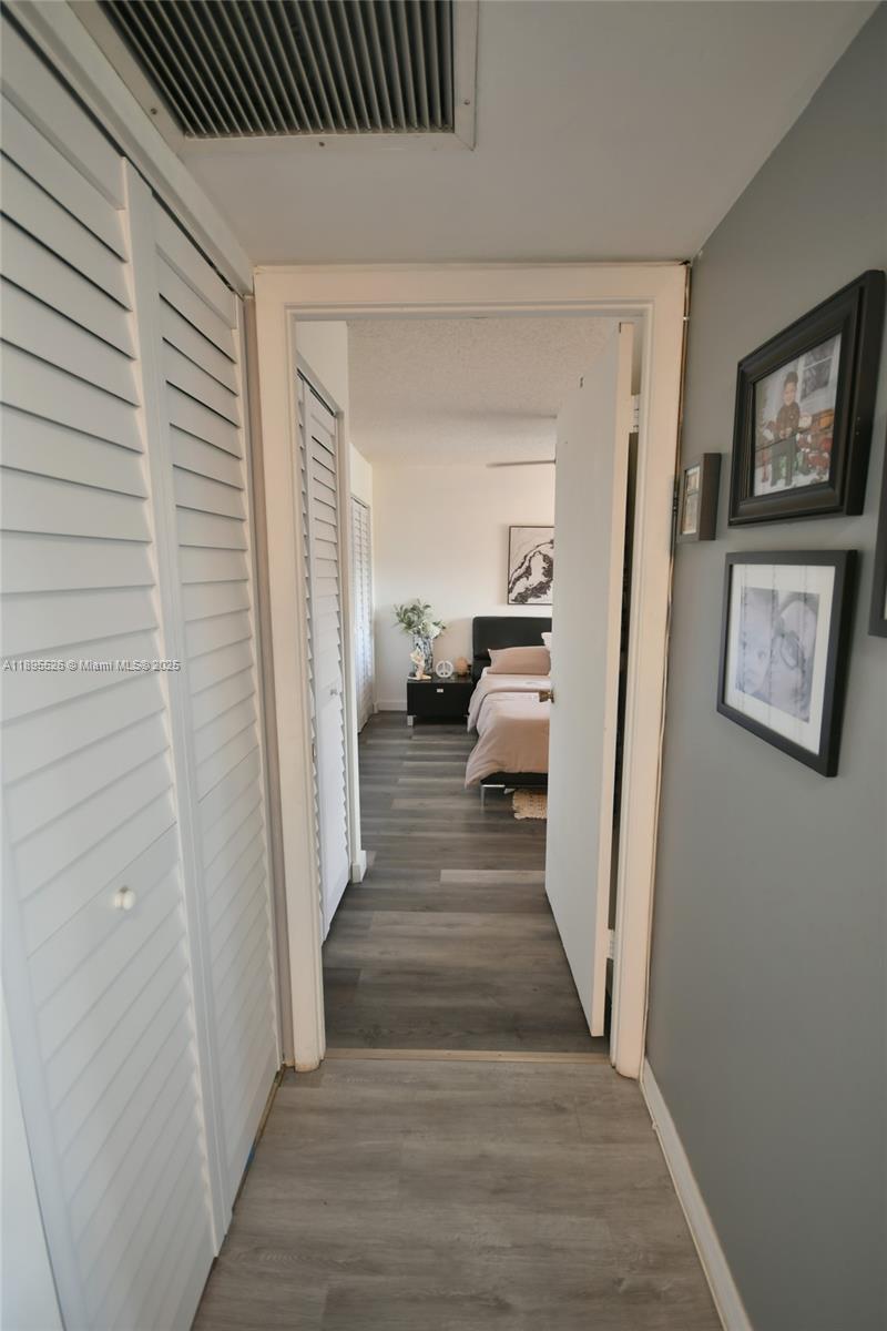 671 NE 195th St Unit: 416-E