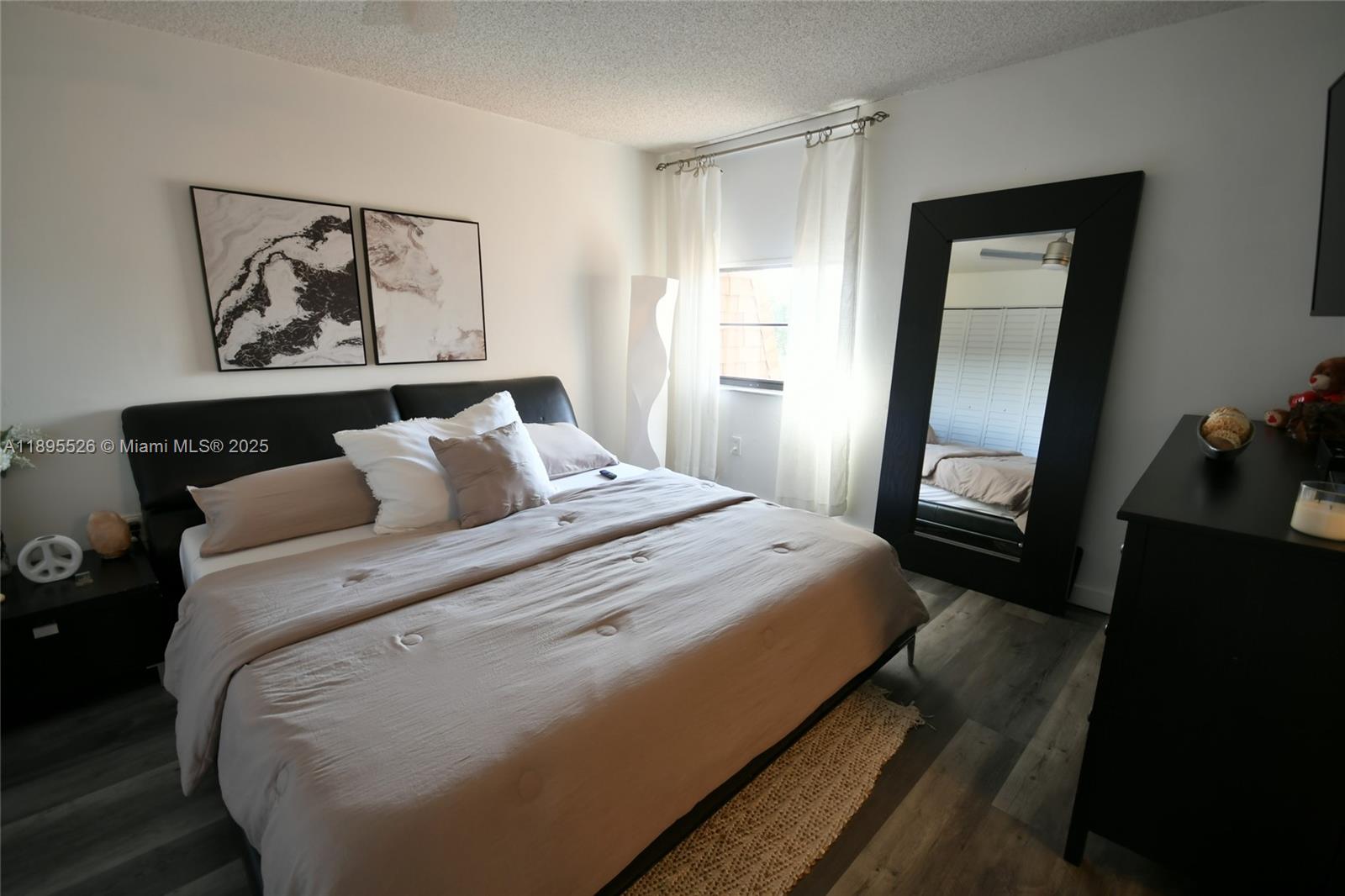 671 NE 195th St Unit: 416-E