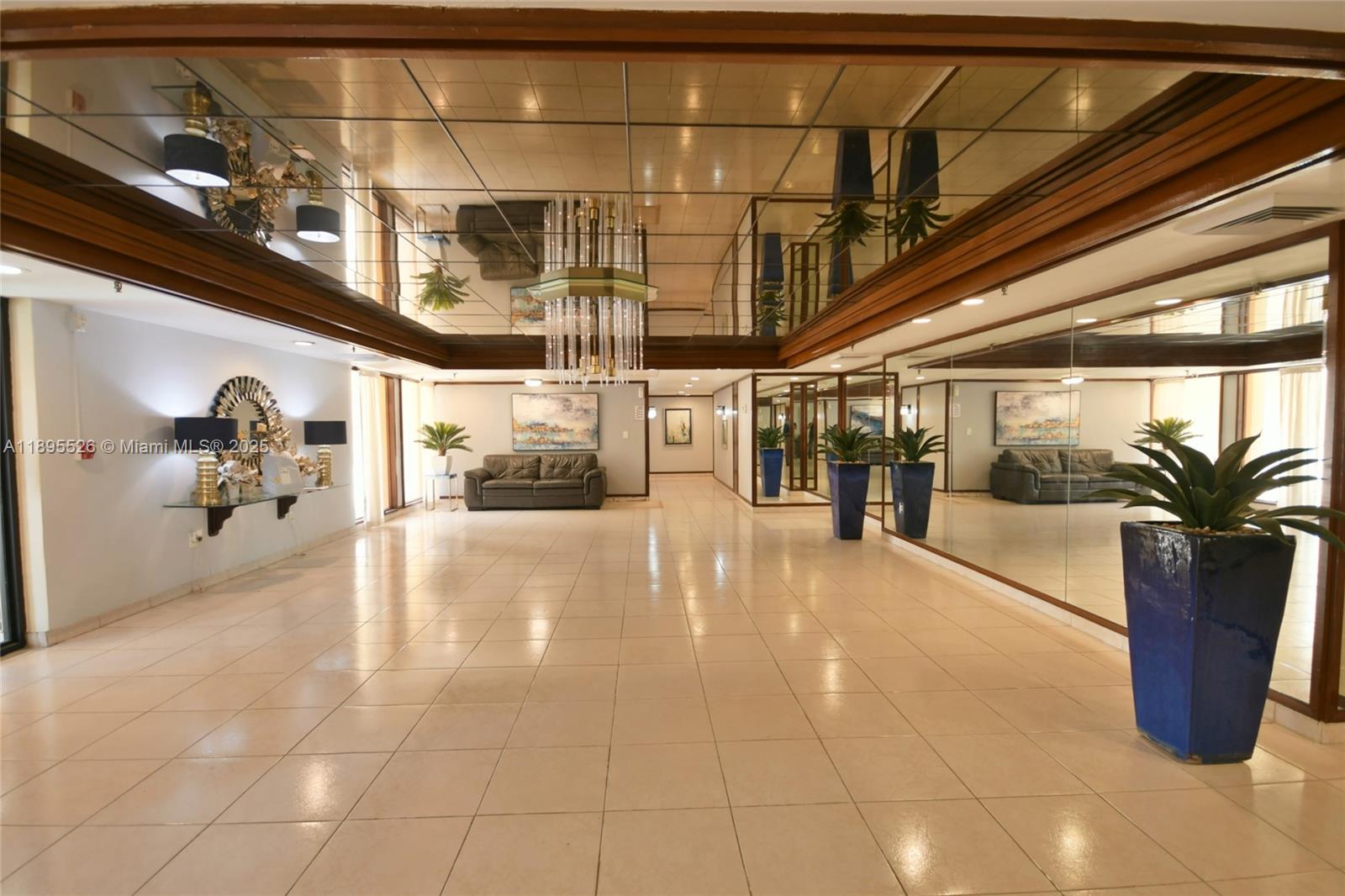 671 NE 195th St Unit: 416-E