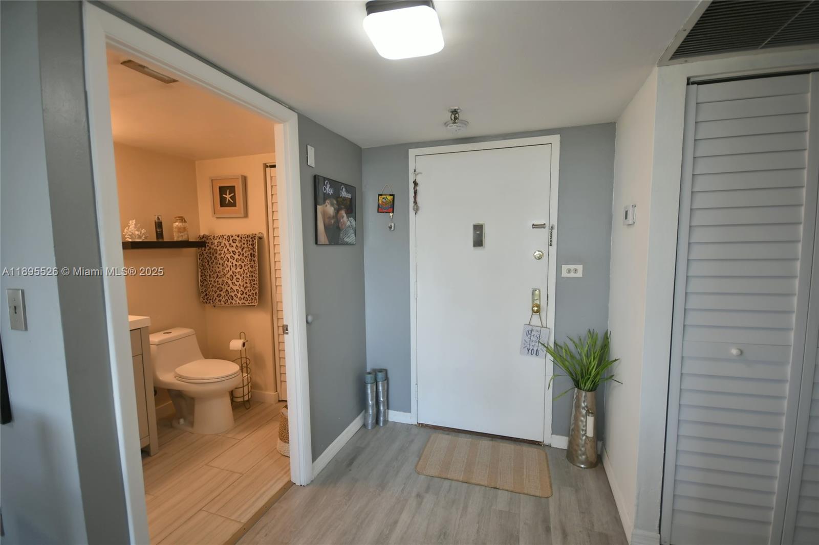 671 NE 195th St Unit: 416-E