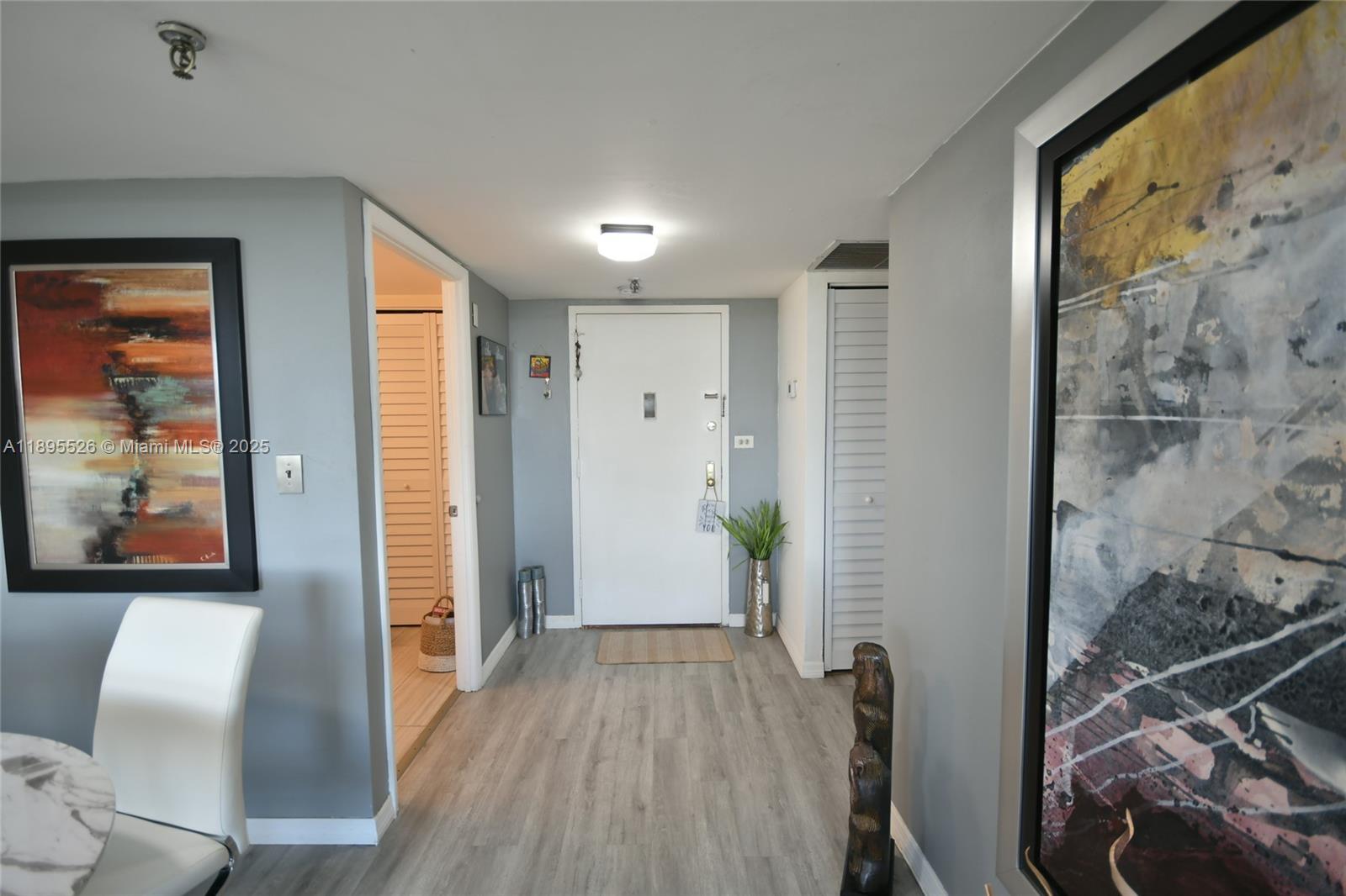 671 NE 195th St Unit: 416-E