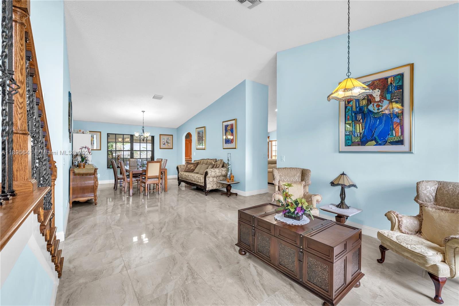 9110 S Lake Miramar Cir