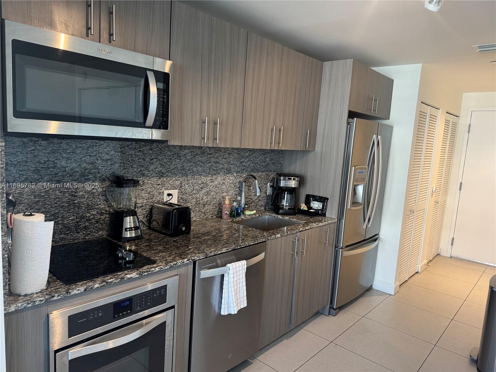 5350 NW 84th Ave # 1216