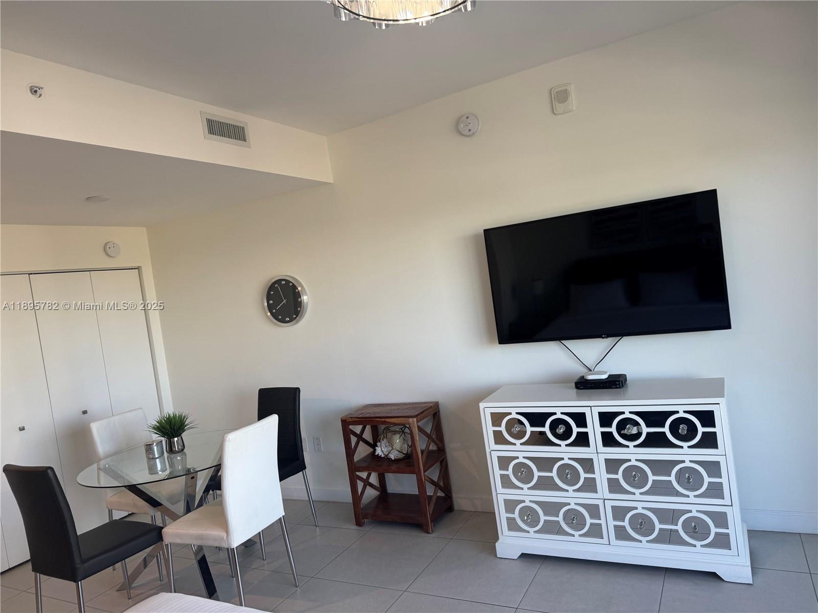 5350 NW 84th Ave # 1216