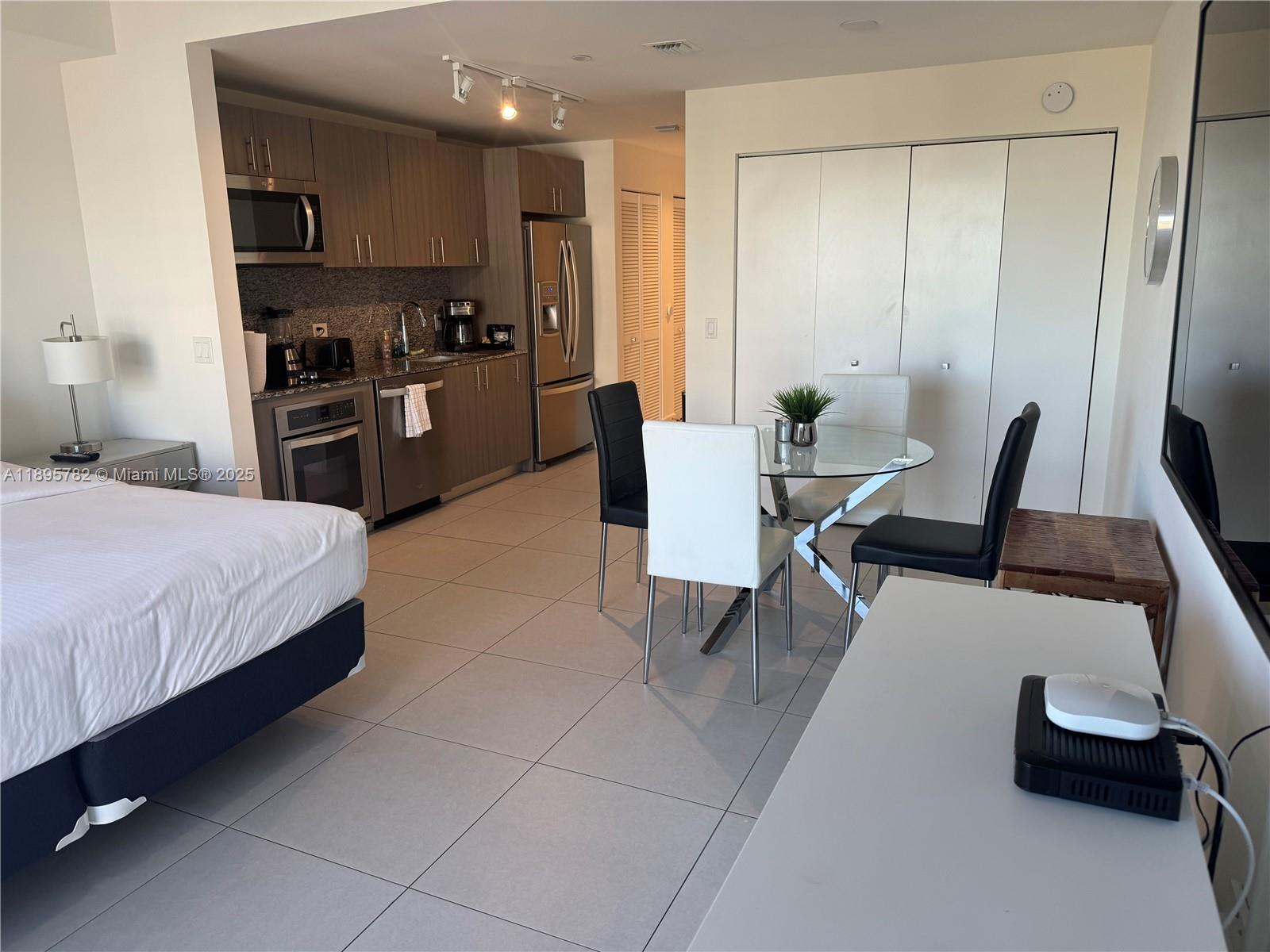 5350 NW 84th Ave # 1216