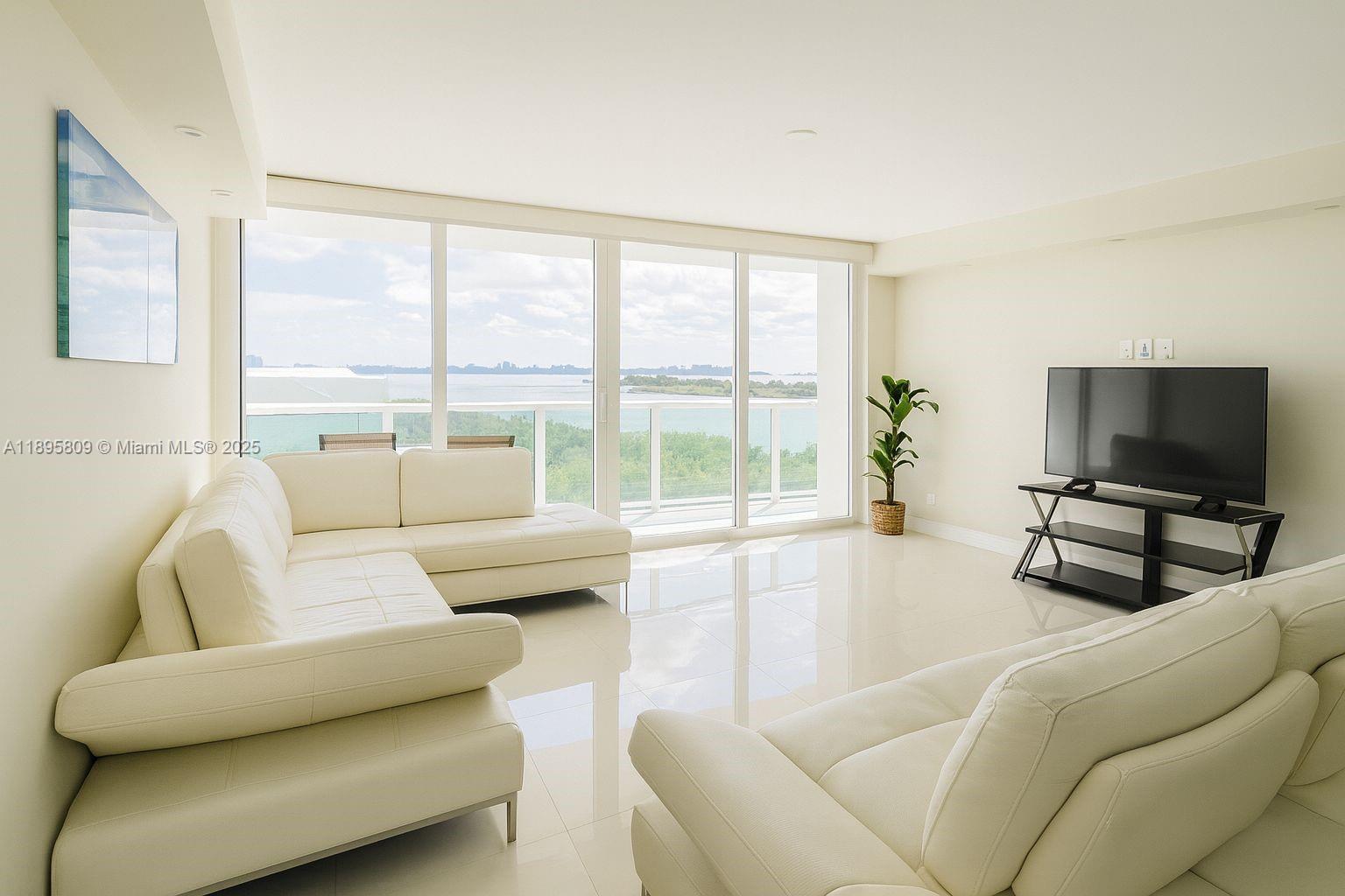 100 Bayview Dr # 1026