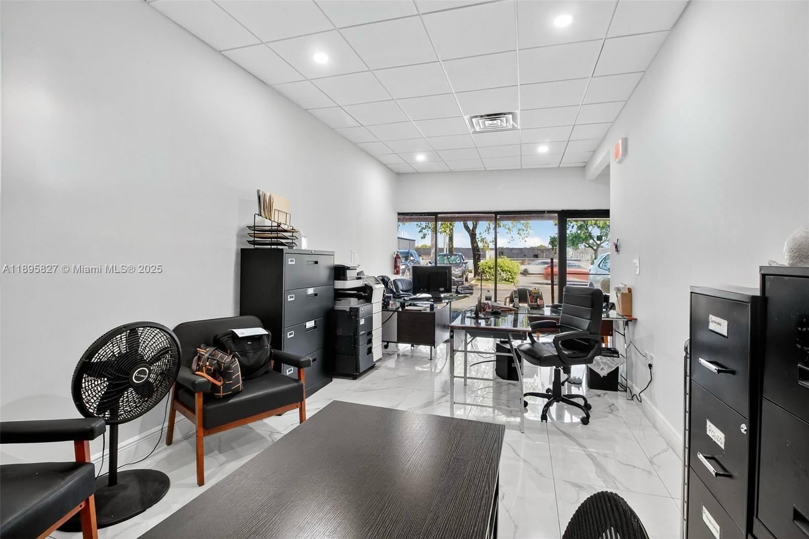 10650 / 10652 SW 186 ST # 22 Unit: 21 / 22