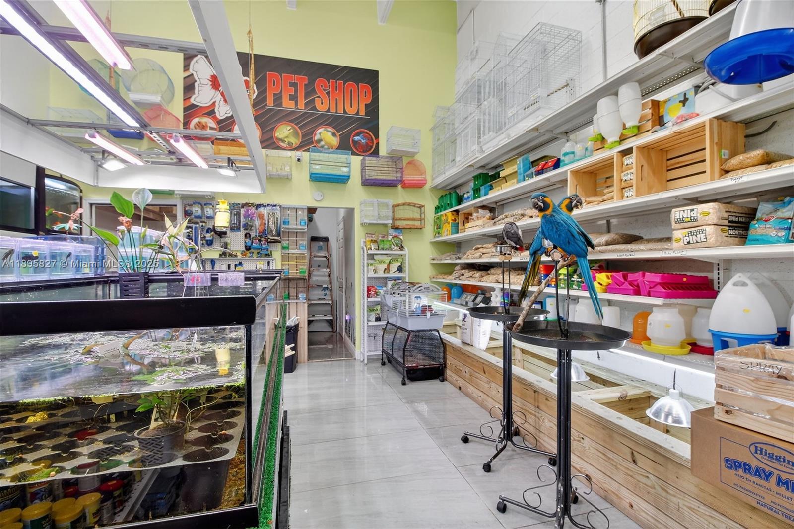 10650 / 10652 SW 186 ST # 22 Unit: 21 / 22