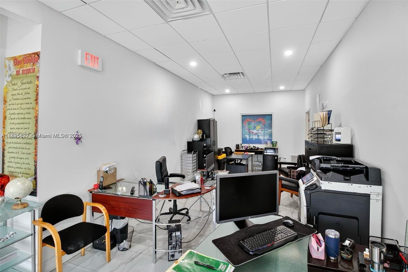 10650 / 10652 SW 186 ST # 22 Unit: 21 / 22