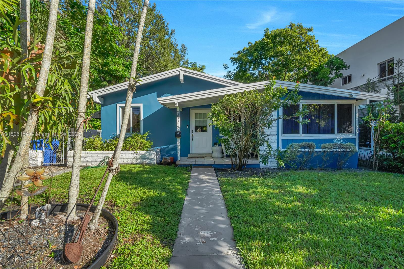 3577 Charles Ave, Miami