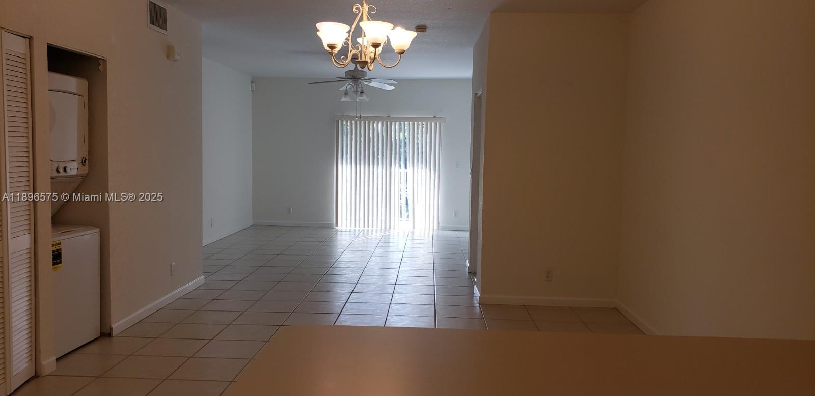 4950 Washington St # 5