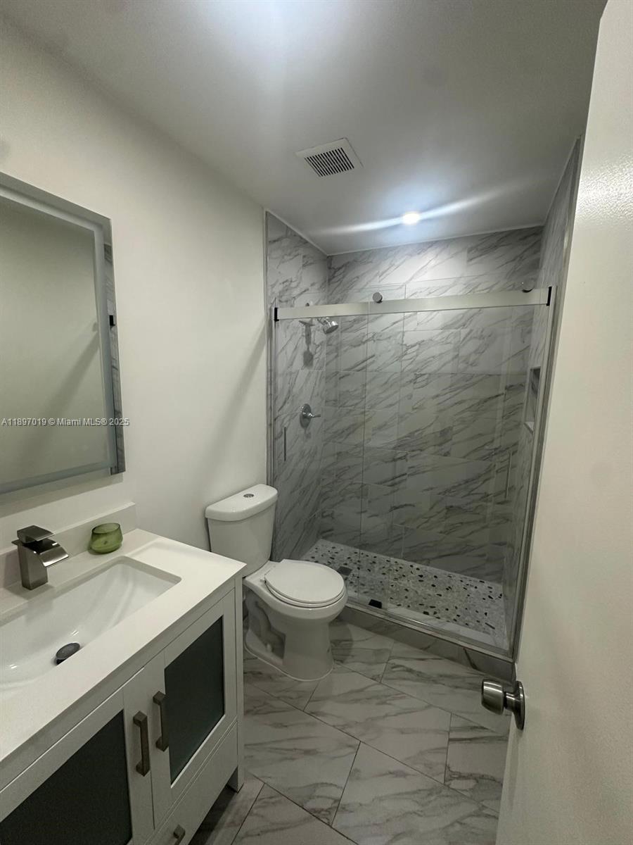 12411 SW 110th S Canal St Rd # 0