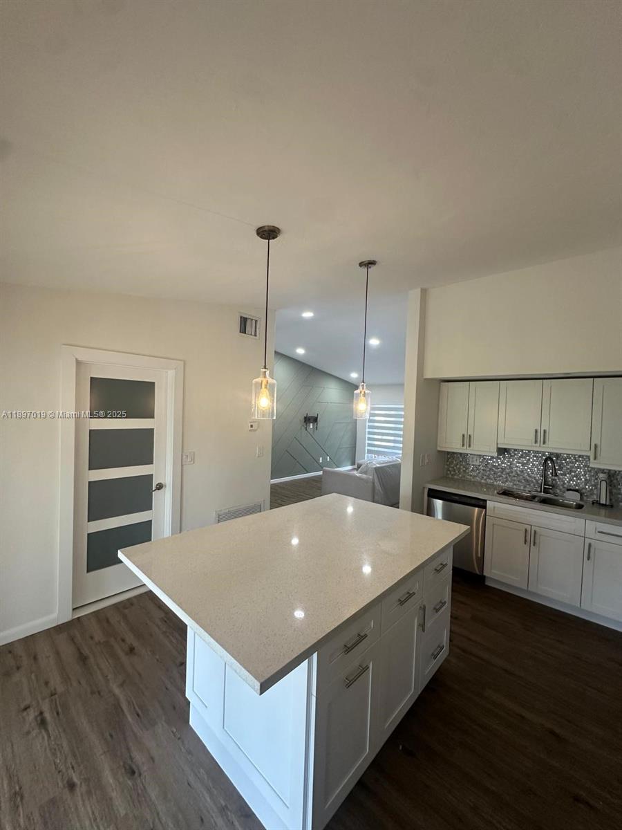 12411 SW 110th S Canal St Rd # 0