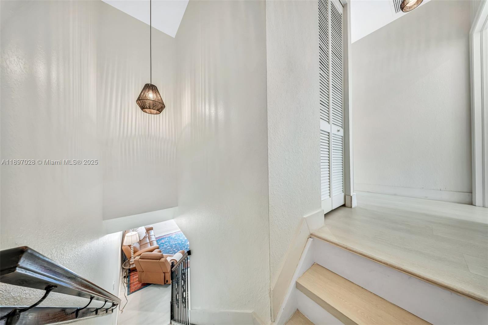 1025 SW 143rd Ave # 1303