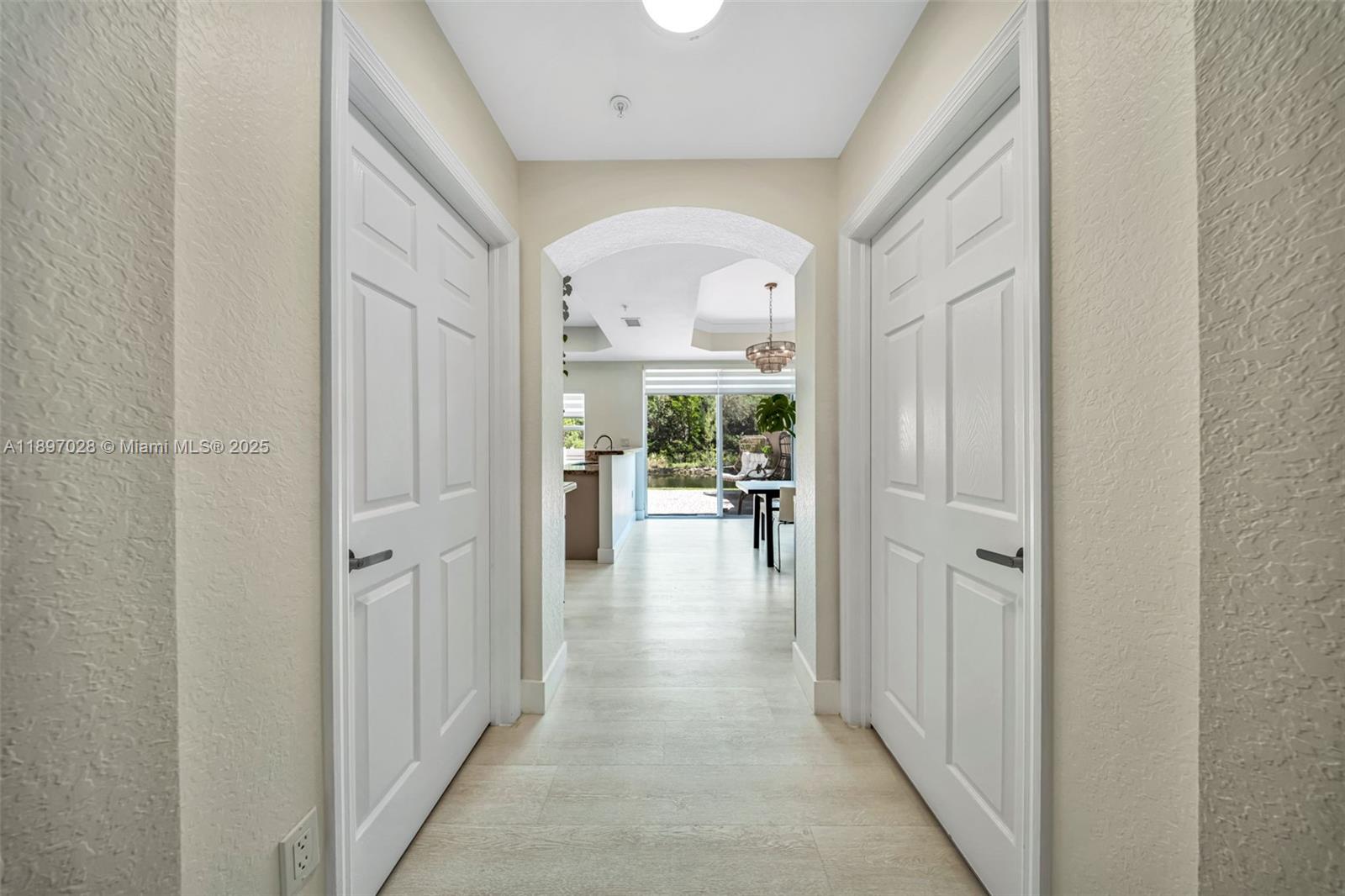 1025 SW 143rd Ave # 1303