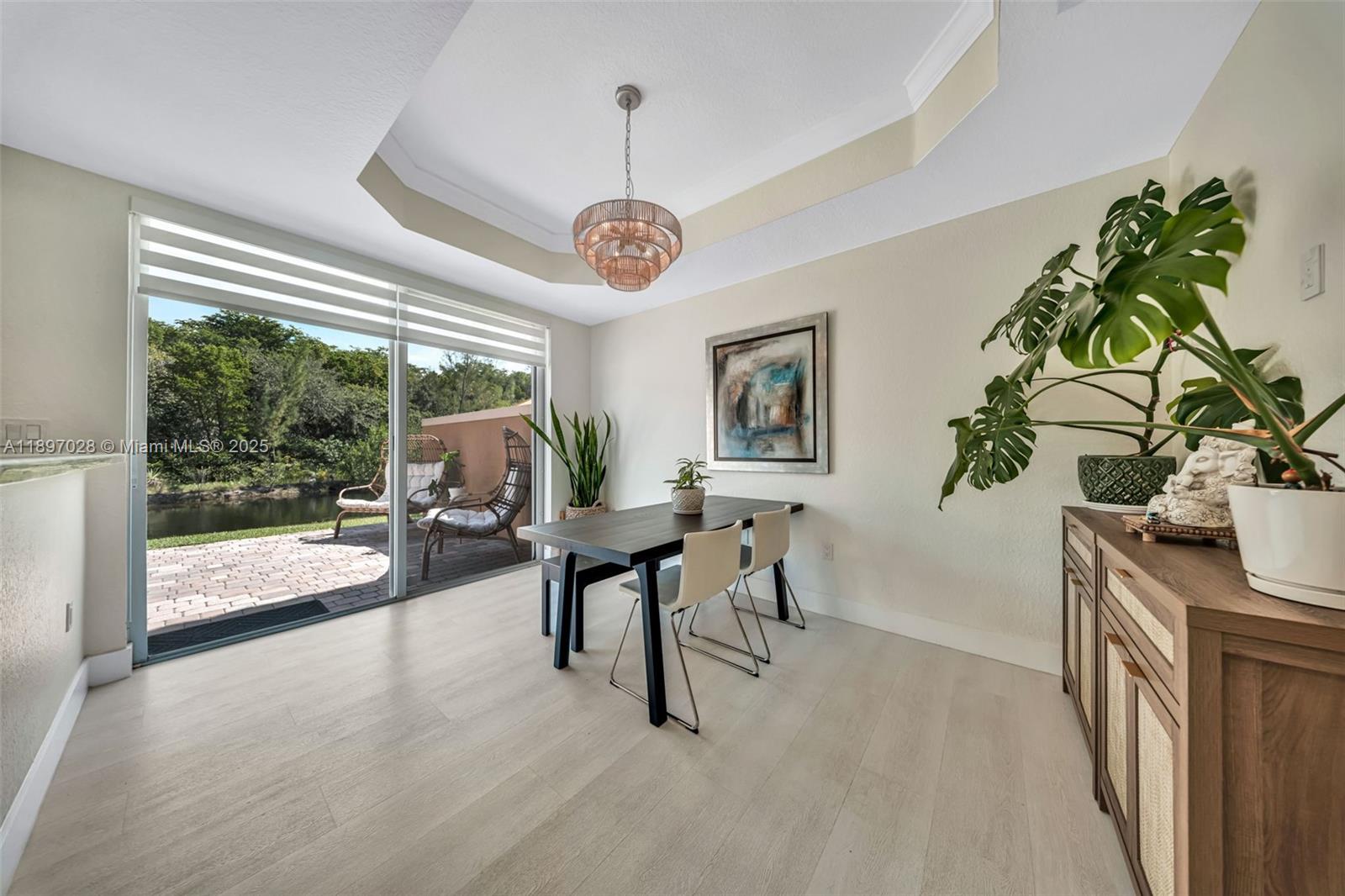 1025 SW 143rd Ave # 1303