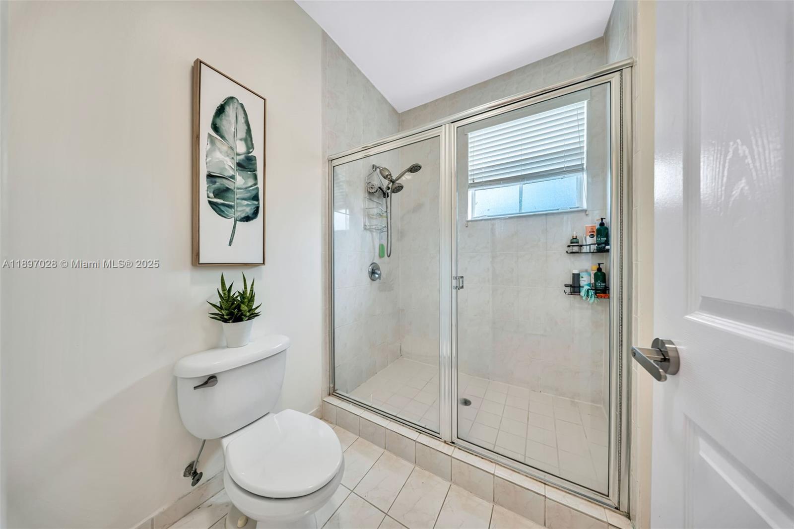 1025 SW 143rd Ave # 1303