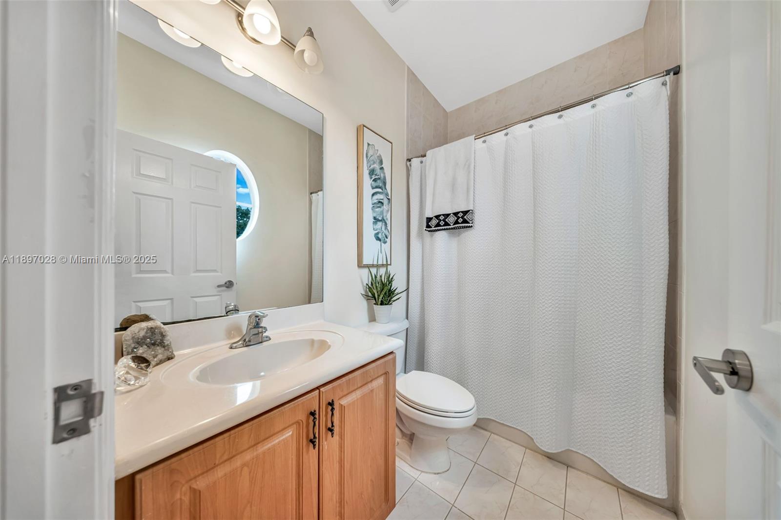 1025 SW 143rd Ave # 1303