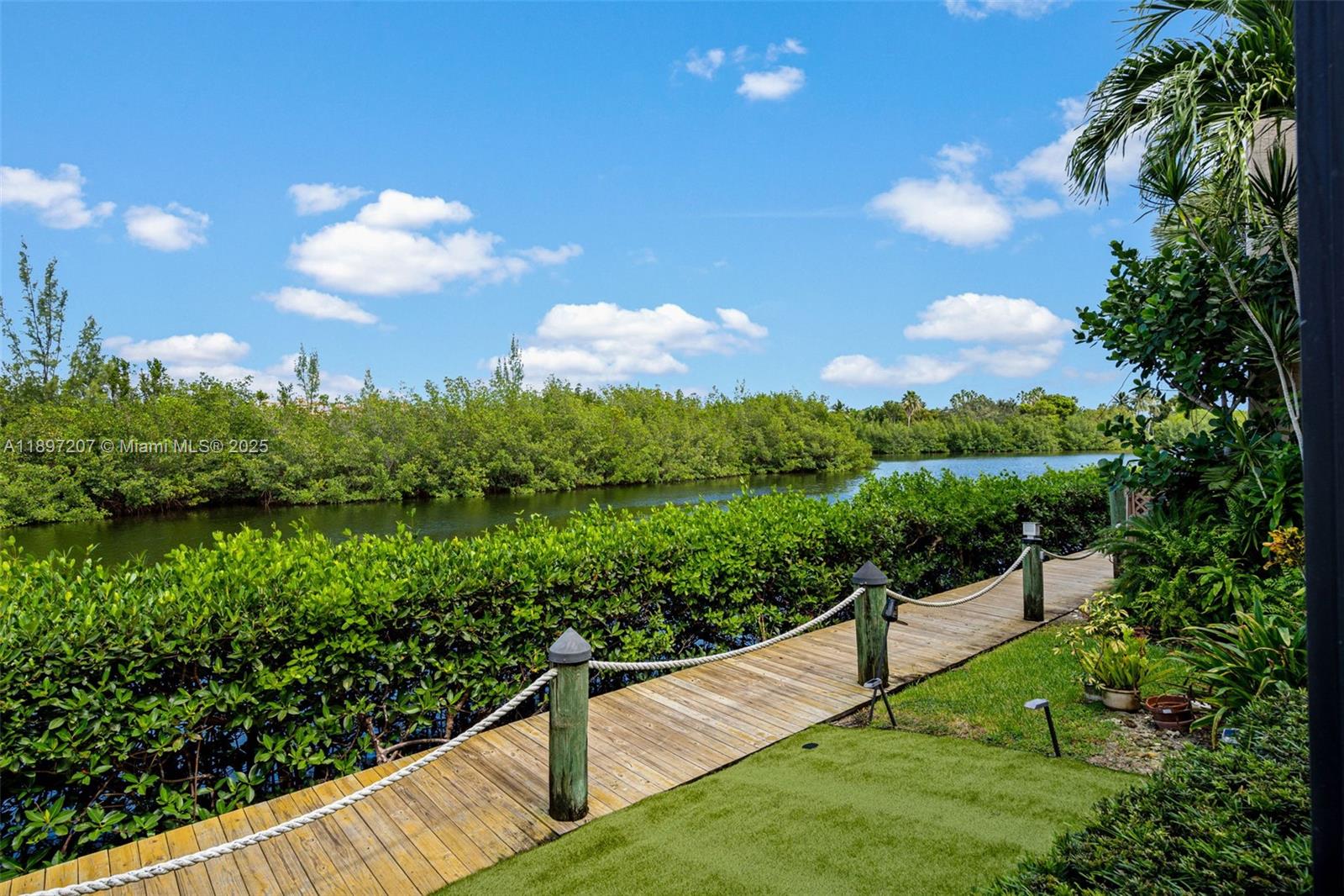 6124 Paradise Point Dr # 6124