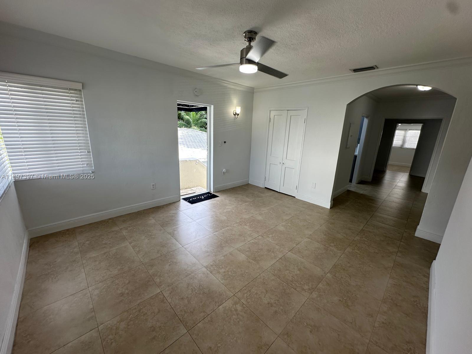 3233 S Le Jeune Rd # 3233