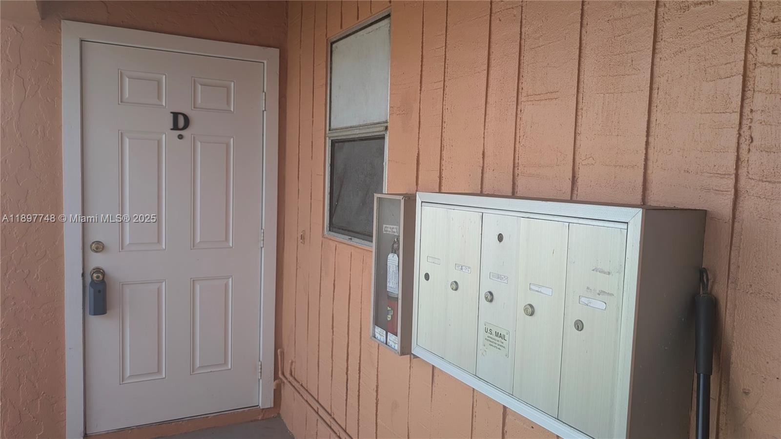 606 N SE 6th ST # D, Cape Coral Unit: D