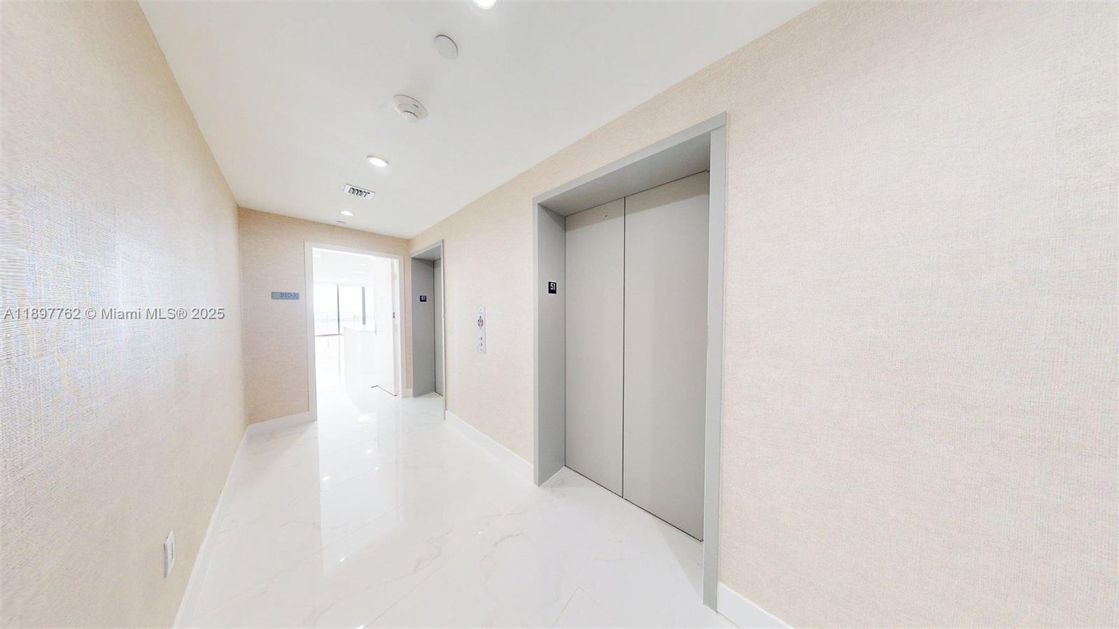 700 NE 24th ST # 5106