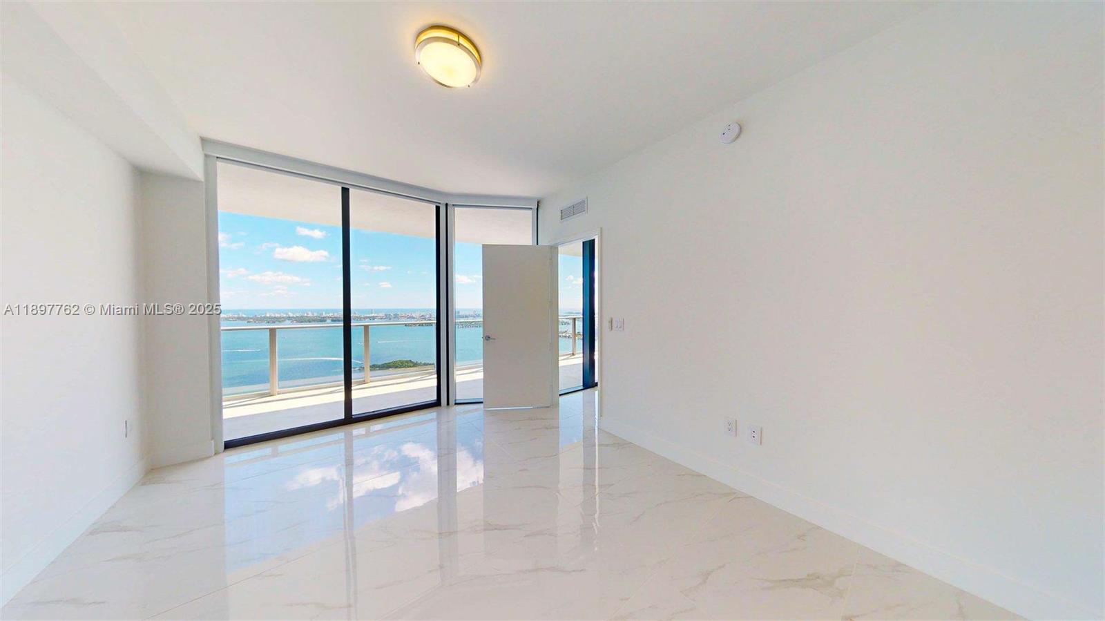 700 NE 24th ST # 5106