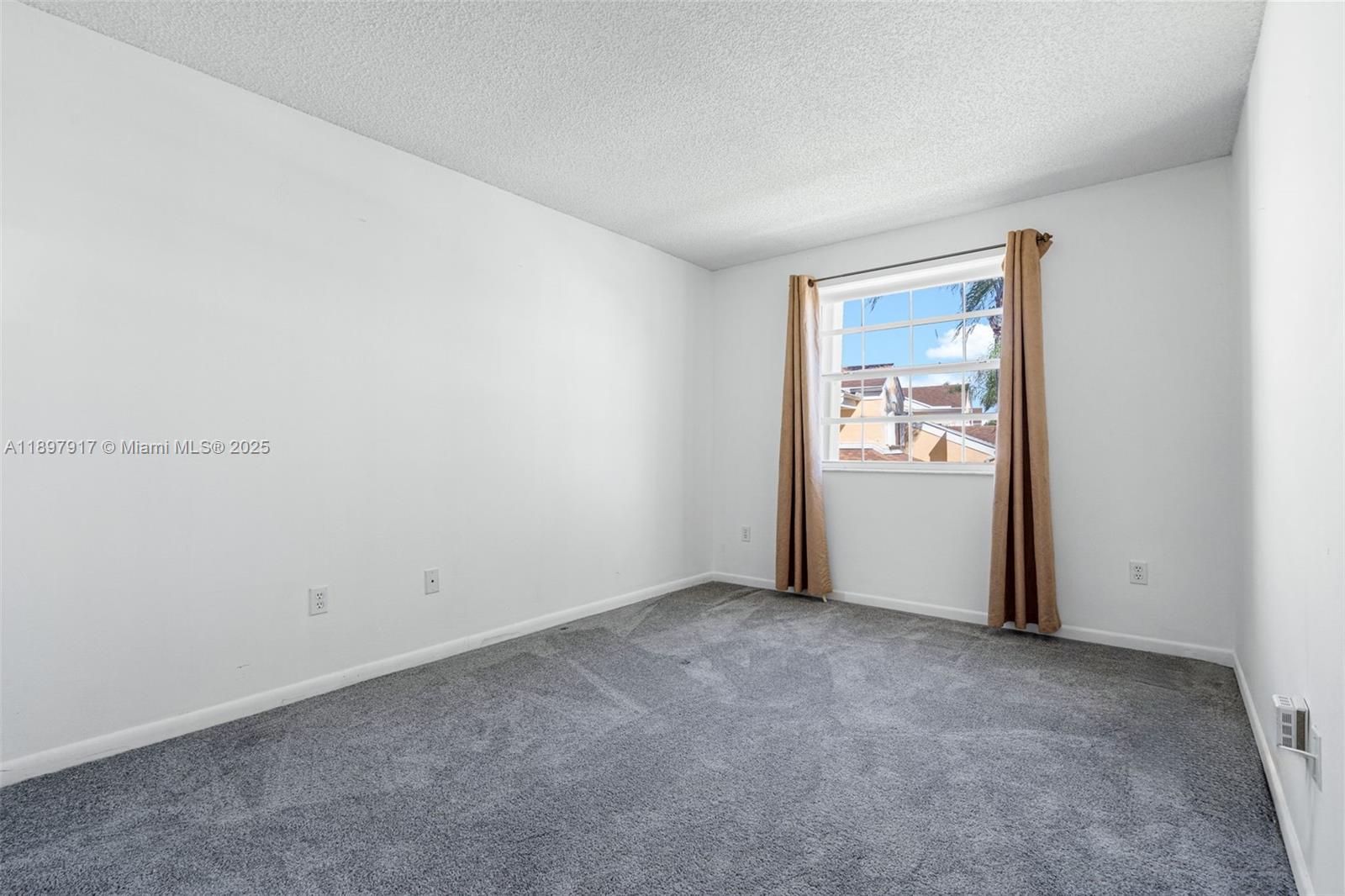 2274 SE 27 Dr # F, Homestead Unit: 205-F