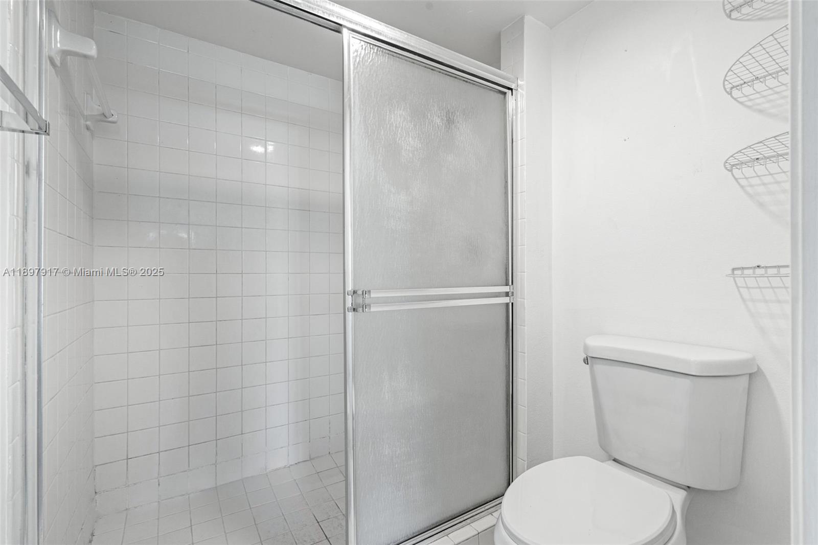 2274 SE 27 Dr # F, Homestead Unit: 205-F