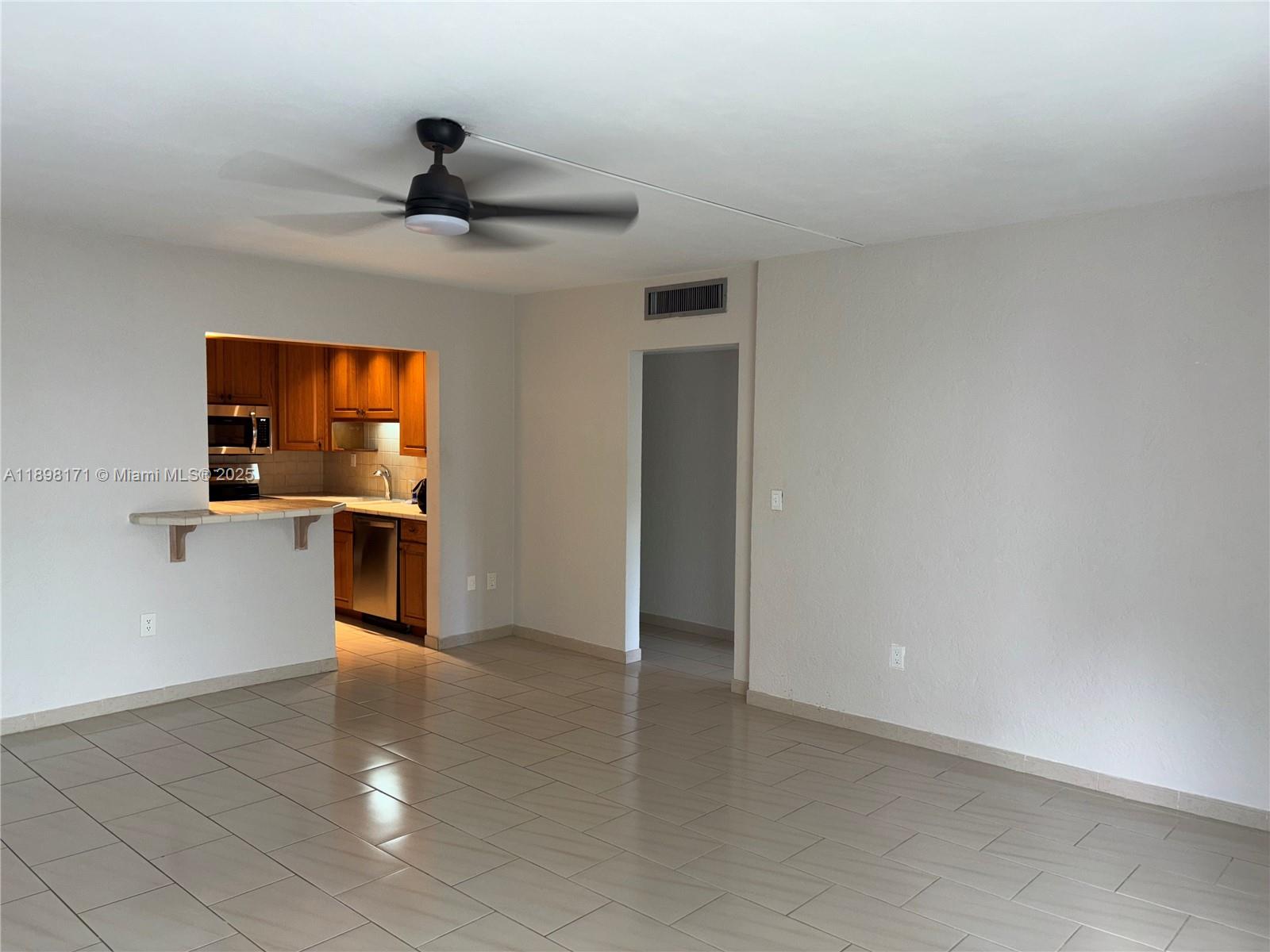 301 Sunrise Dr, Key Biscayne Unit: 2AE