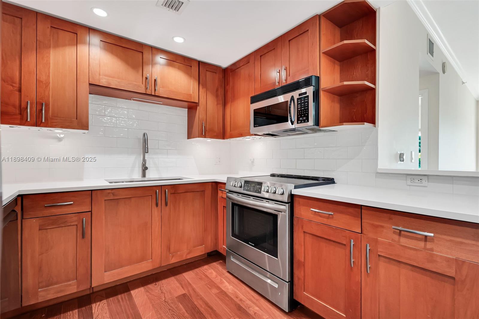 20 Calabria Ave # 302, Coral Gables Unit: 302