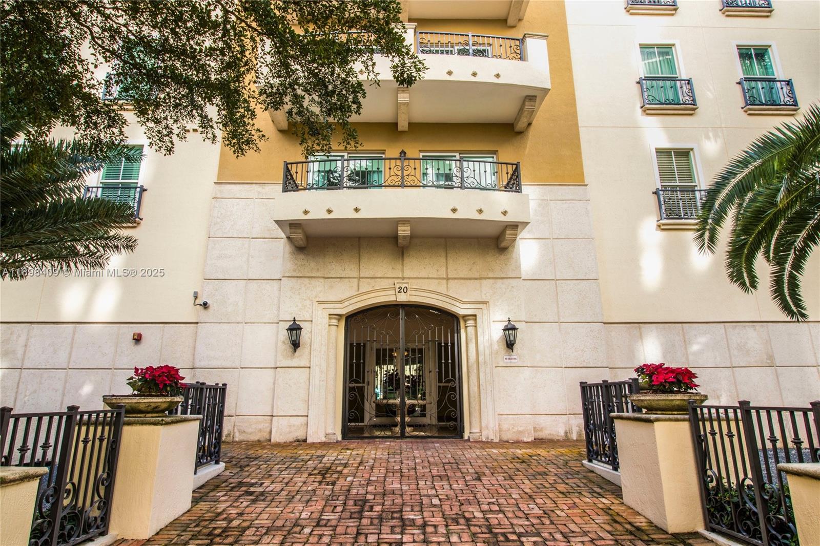 20 Calabria Ave # 302, Coral Gables Unit: 302